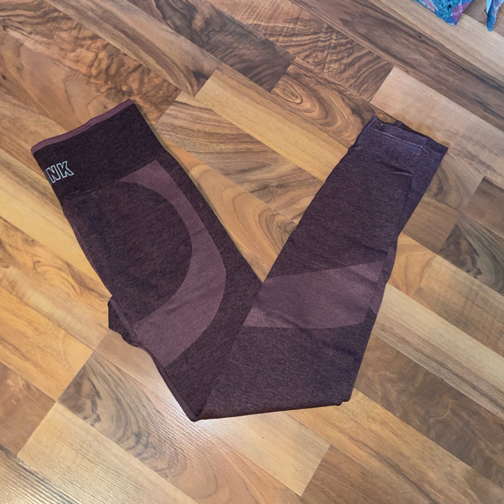 VICTORIA SECRET PINK SEAMLESS LEGGINGS